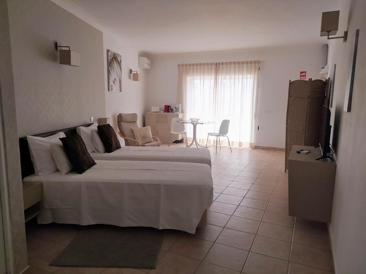 Costamar Apartment ลากอส ภายนอก รูปภาพ